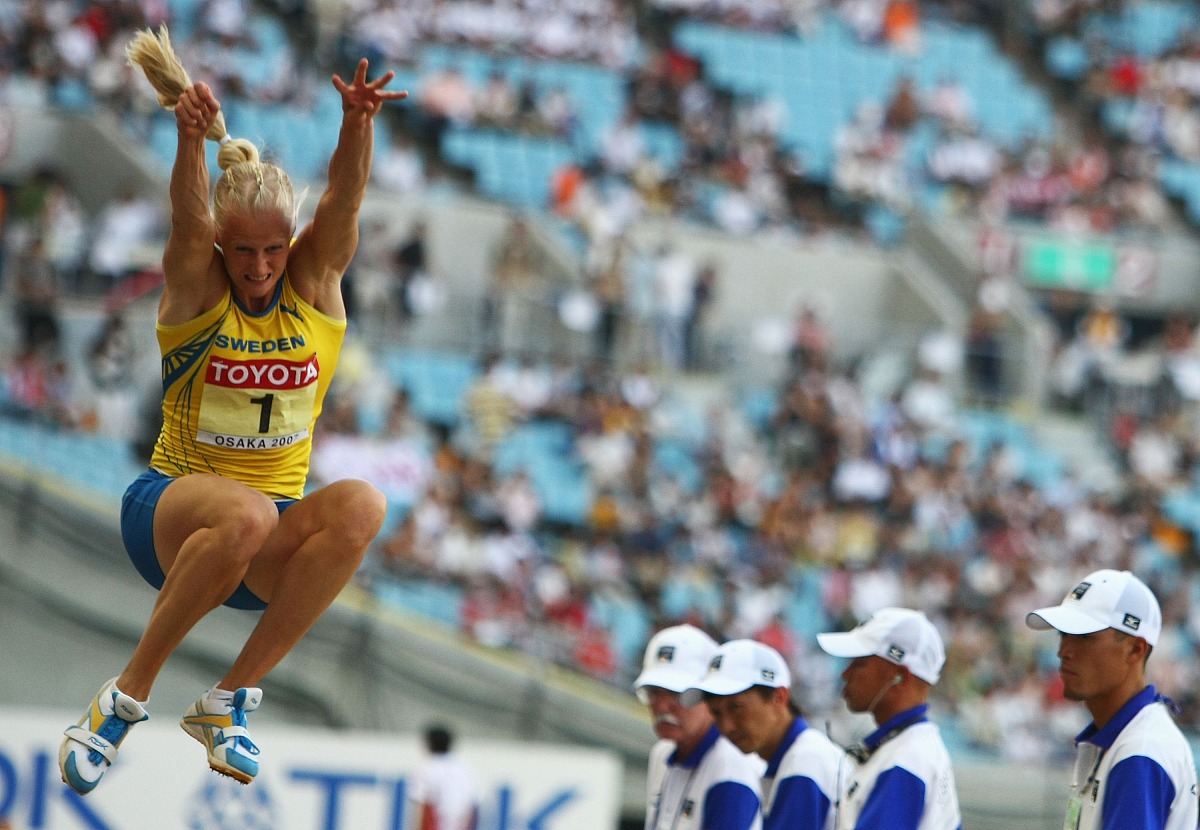 Ming重返赛场，表现优异首场状态出色，塞尔维亚队观众沸腾！上演精彩一战