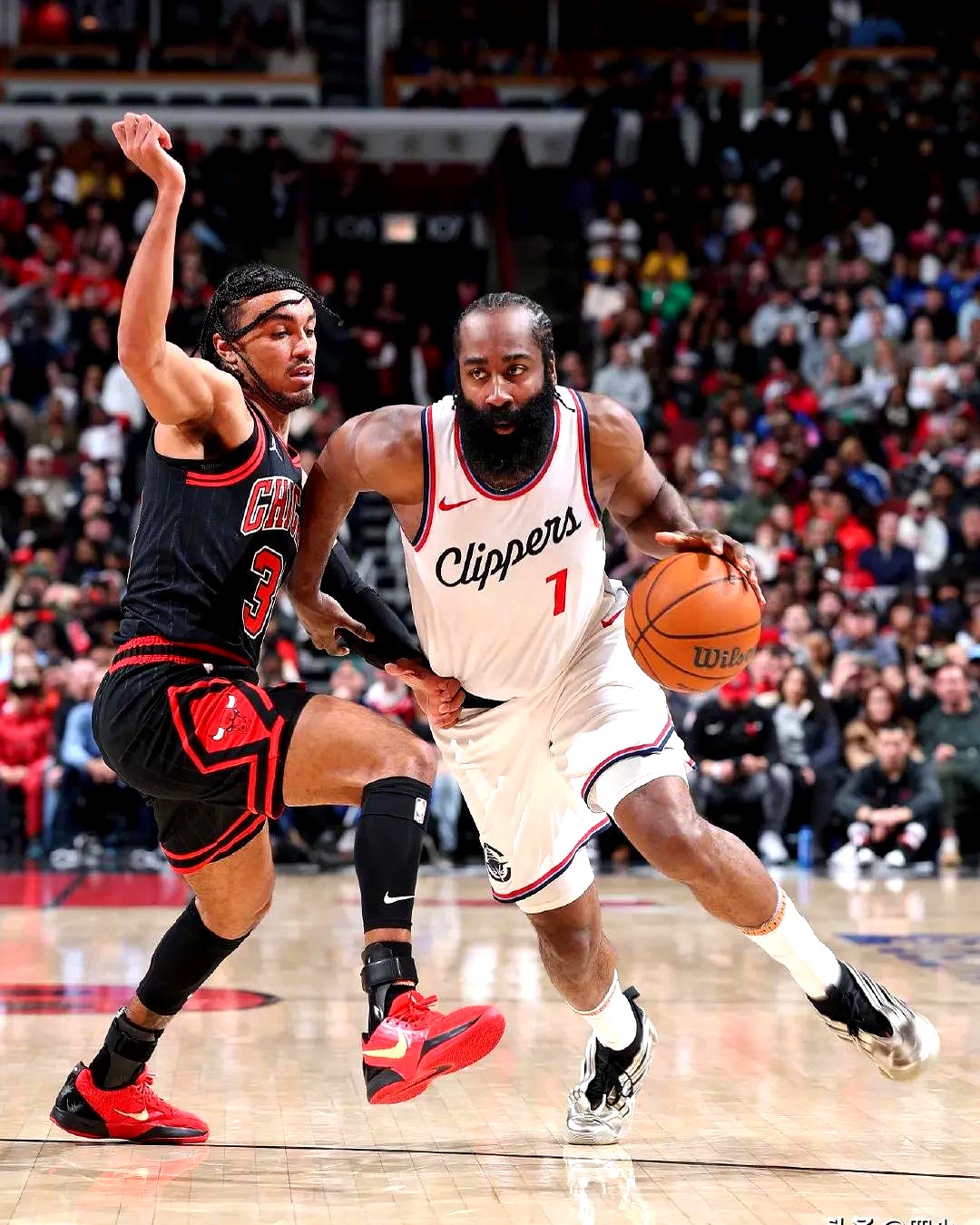 NBA季后赛赛程吃紧,芝加哥公牛清晨外线爆发,话题不断,训练强度明显提升的简单介绍 NBA季后赛赛程吃紧,芝加哥公牛清晨外线爆发,话题不断,训练强度明显提升的简单介绍